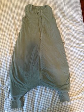 Sleeveless Olive Green Zip-Front Jumpsuit
